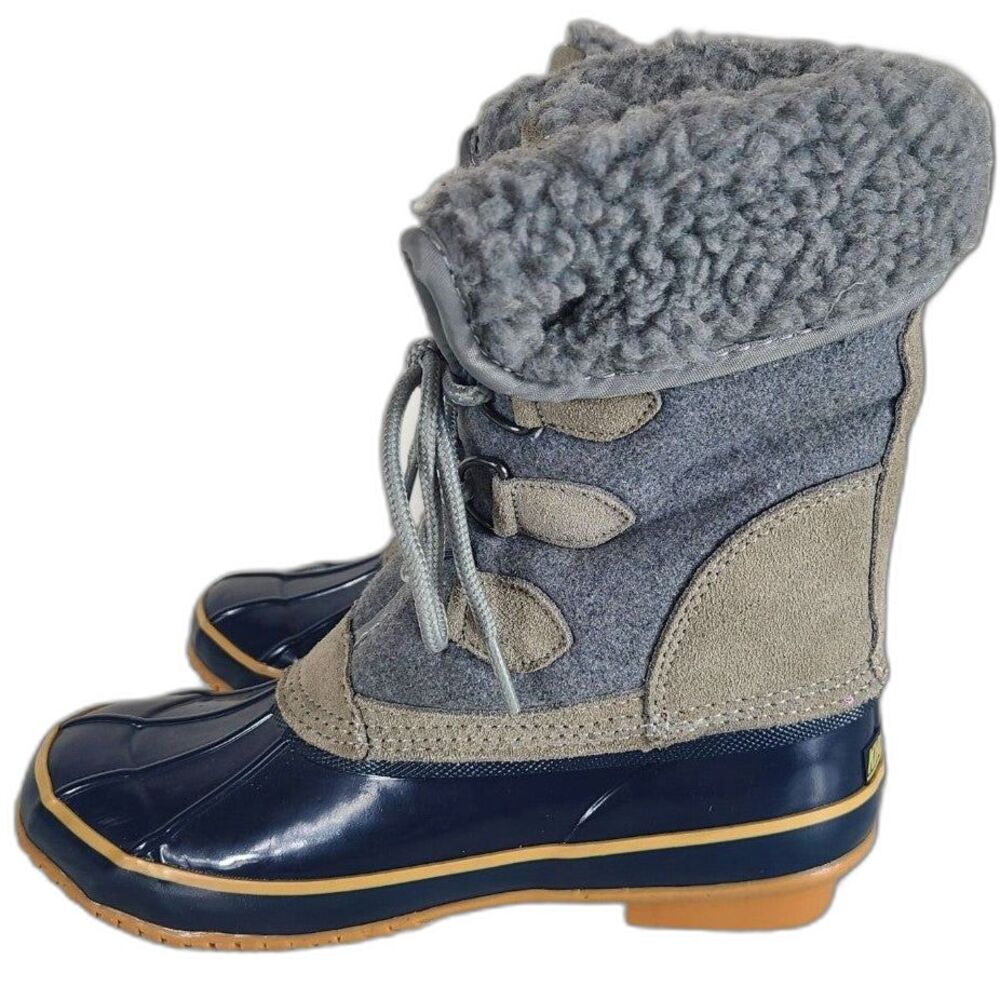Khombu Gray and Navy Winter Boots